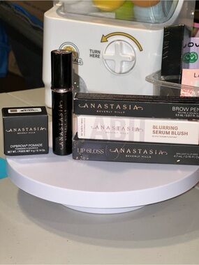 Anastasia Beverly Hills bundle